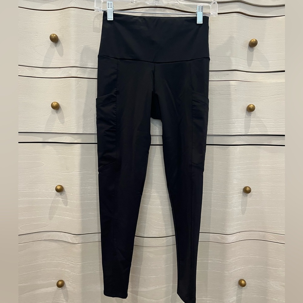 Onzie High-Waisted Leggings with Pockets Size Small